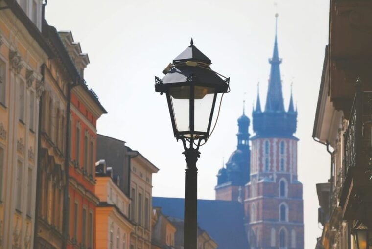 Krakow: Beer and Pierogi Tasting Tour - Discovering Hidden Gems and Local Haunts