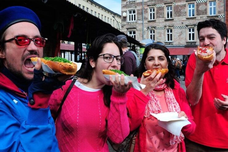 Krakow: Bites and Sights Guided Walking Tour With Royal Road - Experience