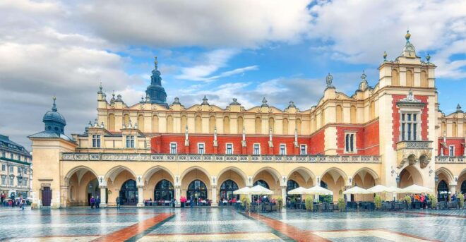 Krakow: Capture the Most Photogenic Spots With a Local - Booking Information