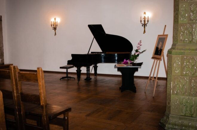 Krakow: Chopin Live Piano Concert at Chopin Concert Hall - Accessibility and Mobility