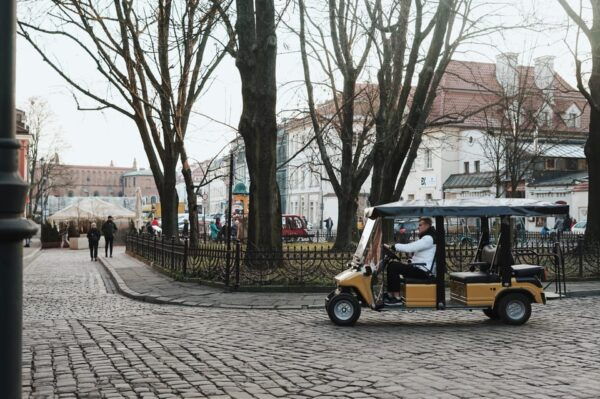Krakow: City Sightseeing Tour by Golf Cart - Frequently Asked Questions