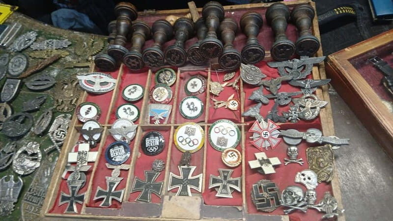 Kraków CommunistFleaMarketTour+CollectorsBoost - Who Should Book This Experience?