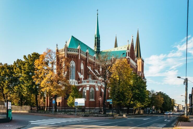 Krakow: Czestochowa & Black Madonna Day Tour - Tour Details