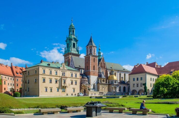 Krakow: Daily Wawel Cathedral Guided Tour With Admission - Tour Details
