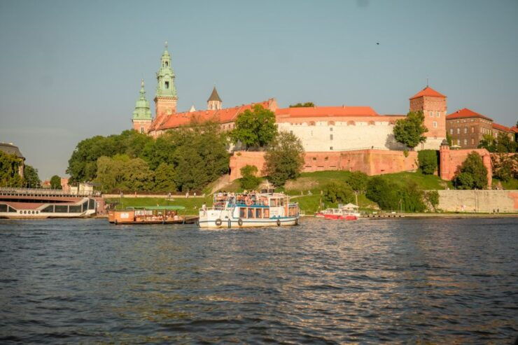 Krakow: Early Bird Vistula River Sightseeing Cruise - Itinerary and Highlights