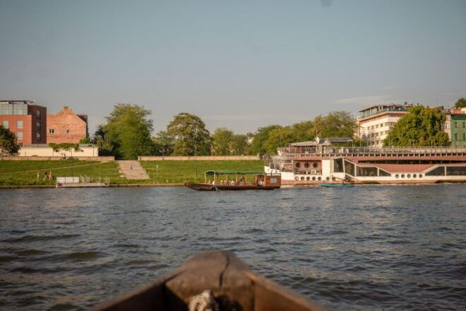 Krakow: Early Bird Vistula River Sightseeing Cruise - Duration and Price
