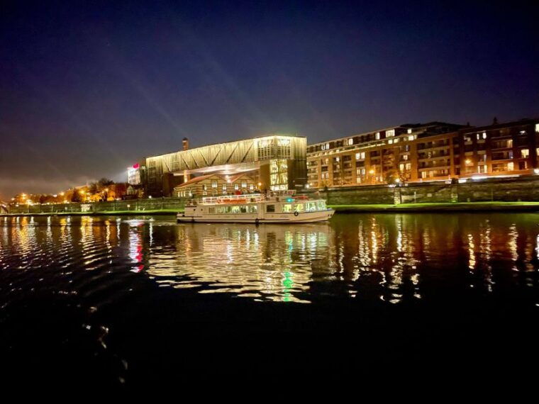 Kraków: Evening or Night River Cruise - What To Expect During the Tour