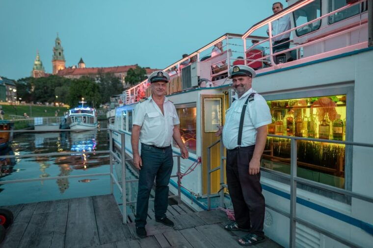 Kraków: Evening or Night River Cruise - Who Will Love This Cruise?