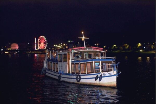 Kraków: Evening or Night River Cruise - Frequently Asked Questions