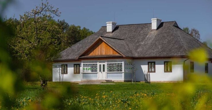 Krakow: Folk Museum and Zalipie Painted Village Private Tour - Tour Details