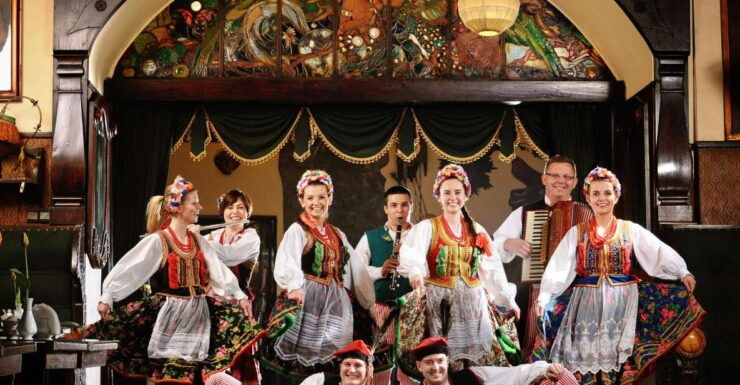 Krakow: Folk Show & 3-Course Dinner at Jama Michalika Café - Pricing and Reservation