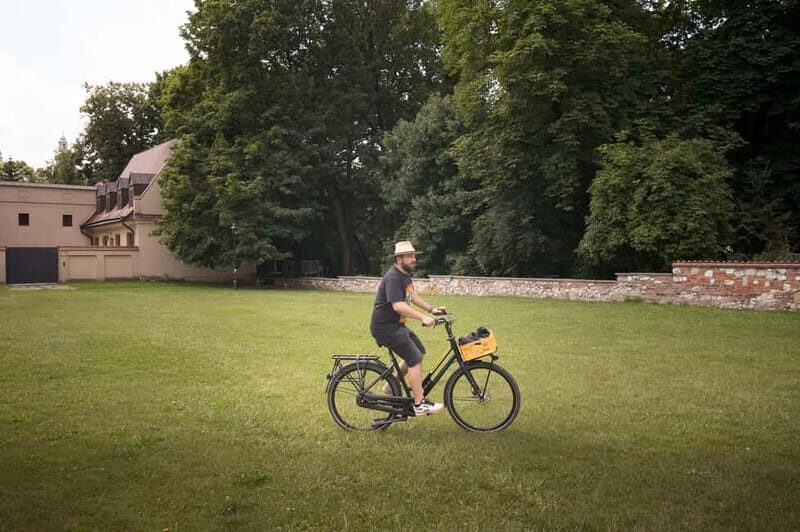 Krakow: Full-Day Bike Rental - Good To Know