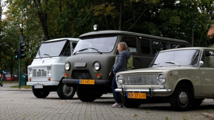 Krakow: Guided Tour of Nowa Huta in Communist-Era Cars - Activity Details