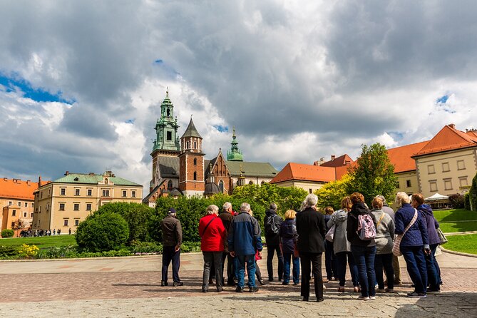 Krakow Guided Tour to Iconic Polish Royal Residence Wawel Castle - Good To Know
