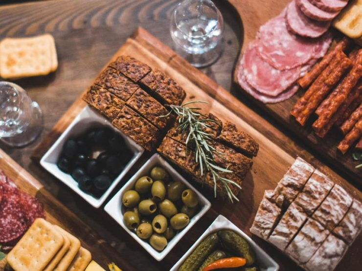 Kraków: Guided Vodka Tour With Food and Drink Tastings - Key Points