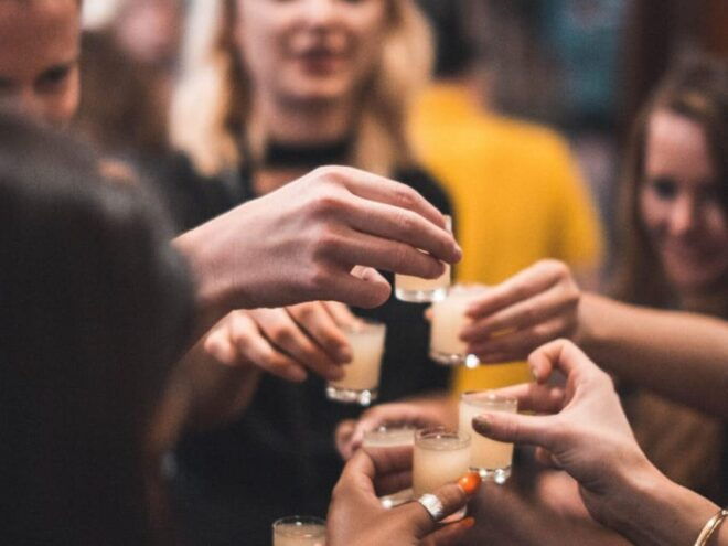 Kraków: Guided Vodka Tour With Food and Drink Tastings - Taste Varieties of Vodka