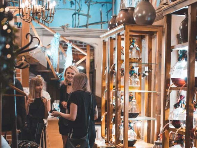 Kraków: Guided Vodka Tour With Food and Drink Tastings - Enjoy Polish-style Tapas