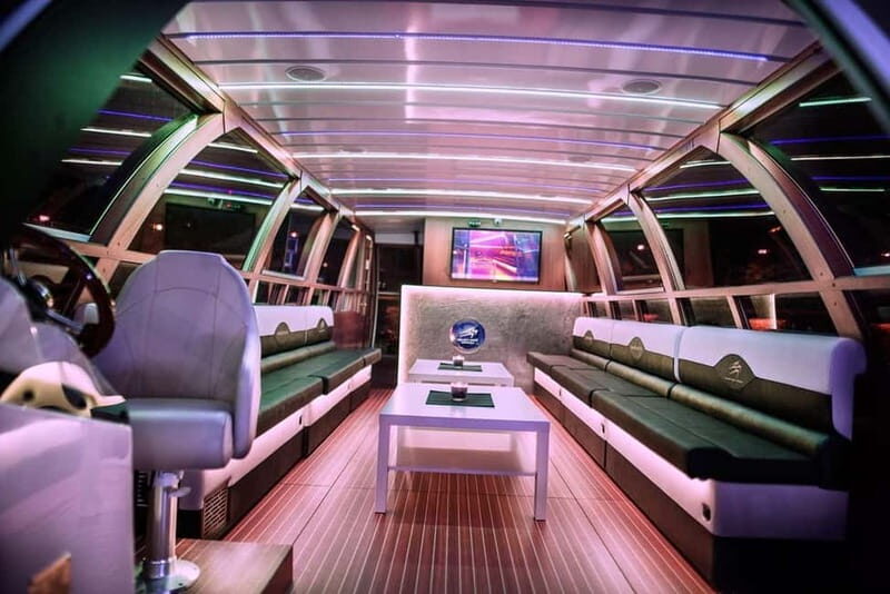 Krakow: Guided Wawel Tour, Lunch, and Vistula River Cruise - Additional Details and Practical Tips