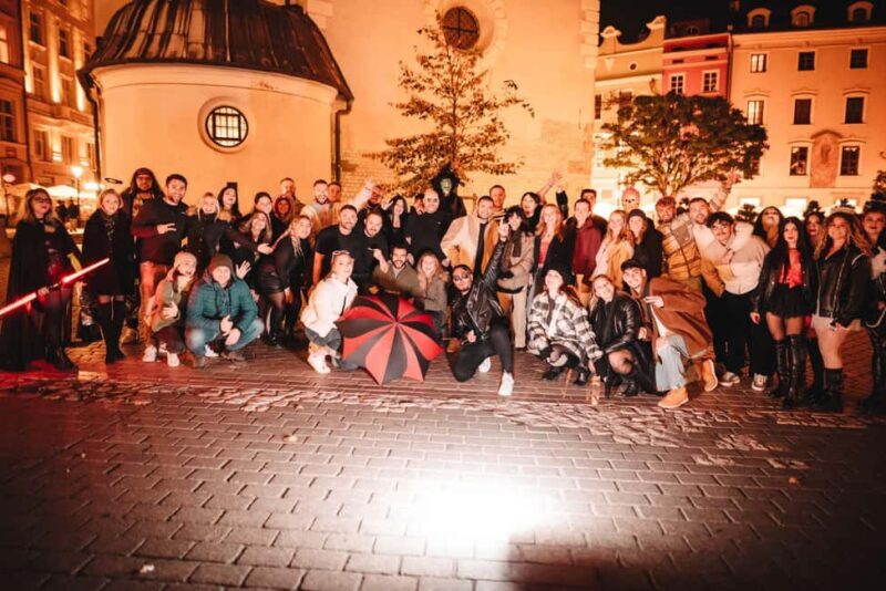 Krakow: Halloween Pub/Club Crawl With 1 H Unlimited Alcohol - Good To Know