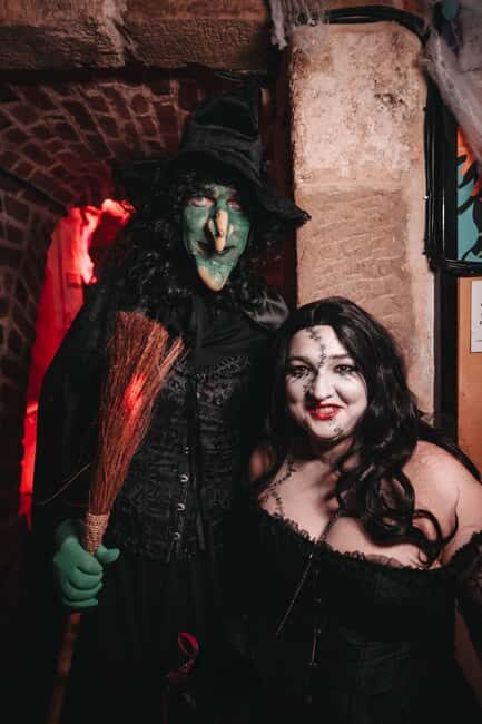 Krakow: Halloween Pub/Club Crawl With 1 H Unlimited Alcohol - The Itinerary in Detail
