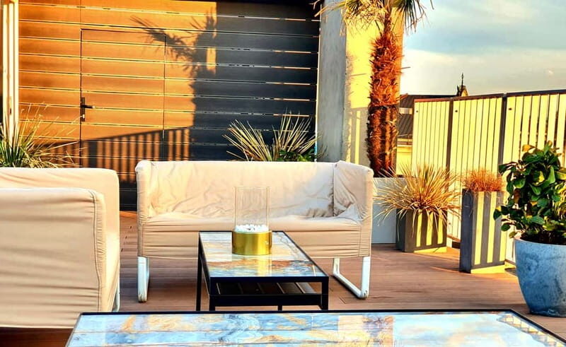 Krakow: Hidden Rooftop Bar Reservation with 1 Cocktail - Authentic Insights from Reviewers