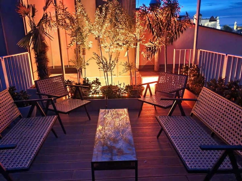 Krakow: Hidden Rooftop Bar Reservation with 1 Cocktail - Who Will Love This Experience?