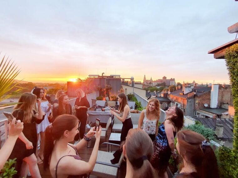 Krakow: Hidden Rooftop Bar Reservation with 1 Cocktail - Authentic Insights from Reviewers