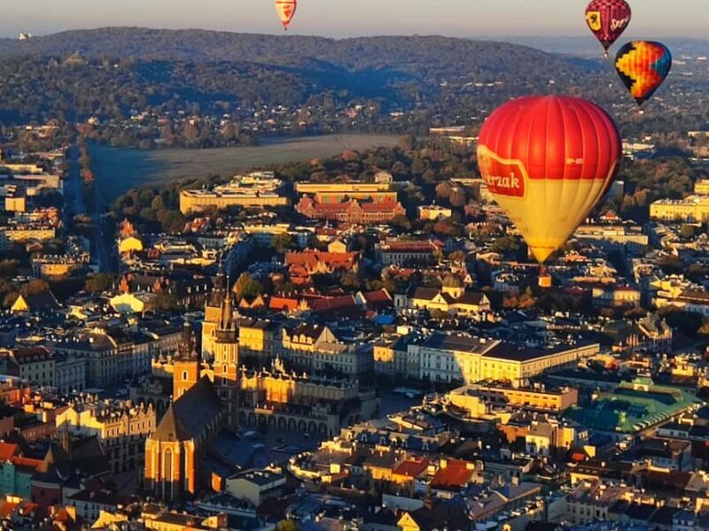 Kraków: Hot Air Balloon Exclusive Tour with Champagne - Good To Know