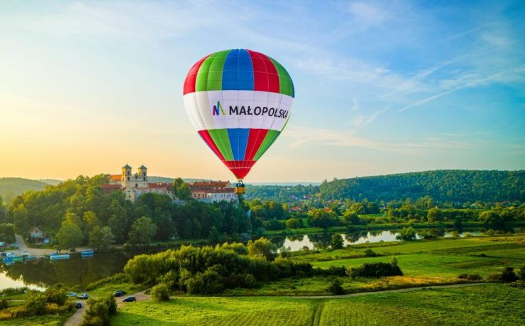 Kraków: Hot Air Balloon Flight With Champagne - Activity Details