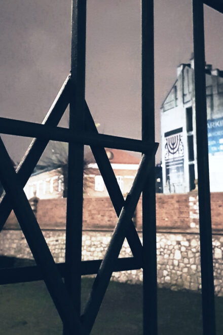 Krakow: Jewish Quarter and Former Ghetto Tour by Golf Cart - Experience Highlights