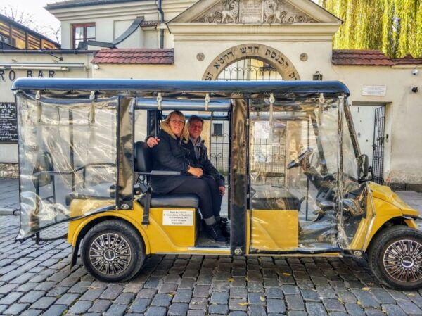 Krakow: Jewish Quarter and Ghetto Electric Golf Cart Tour - Meeting Point and Accessibility