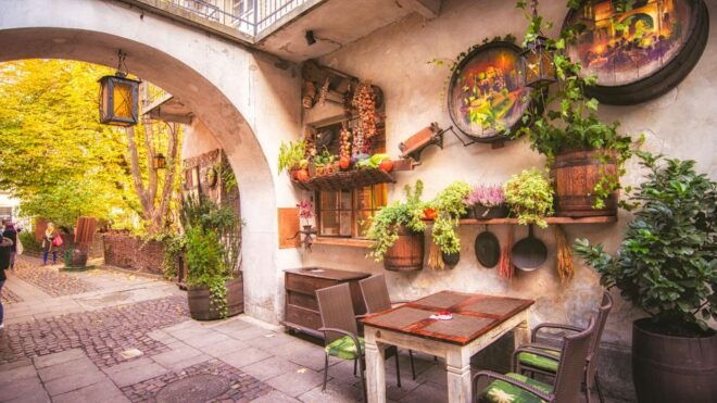 Krakow: Jewish Quarter and Ghetto Private Tour - Significant Jewish Heritage Landmarks