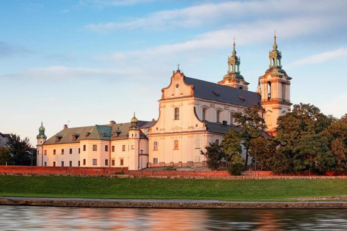 Krakow: John Paul II Guided Tour with Wawel Castle Entry - FAQ