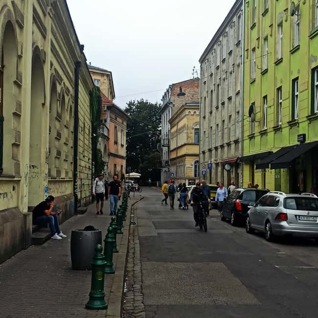 Krakow: Kazimierz Jewish Quarter Guided Walking Tour - Why This Tour Offers Value