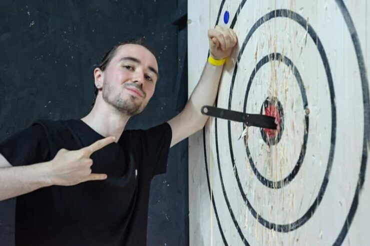 Kraków: Knives Throwing - Skills and Techniques Taught