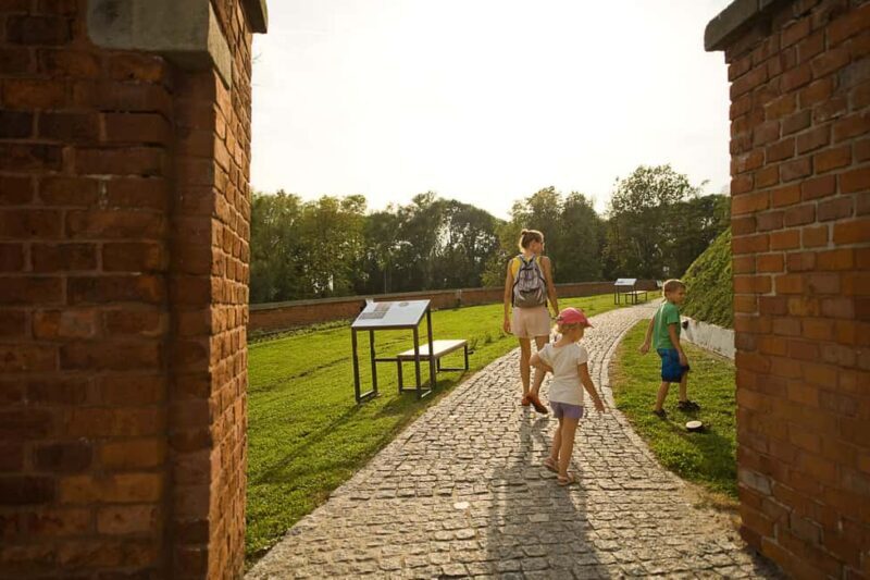 Kraków: Kociuszko Mound Skip-the-Line Entry Ticket - What Is the Kociuszko Mound Experience?