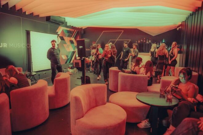 Krakow Nightclub: VIP Room Group Booking - Beverage Packages