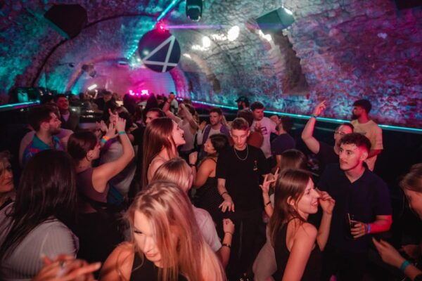 Krakow Nightclub: VIP Room Group Booking - Exclusive Club Access