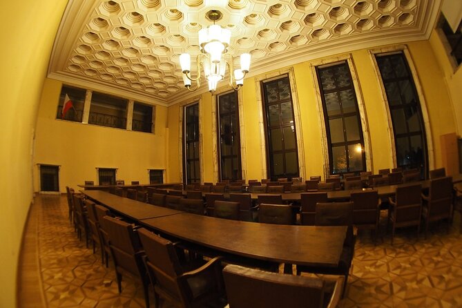 Krakow: Nowa Huta Retro Cars Ride & Kombinat Offices With Shelter Guided Tour - Restrictions and Recommendations