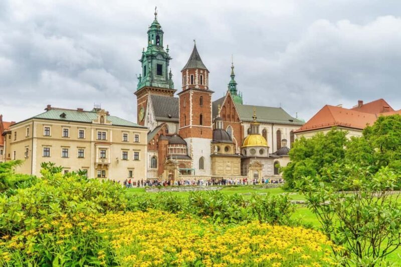Krakow Old Town and National Museum Private Guided Tour - FAQ