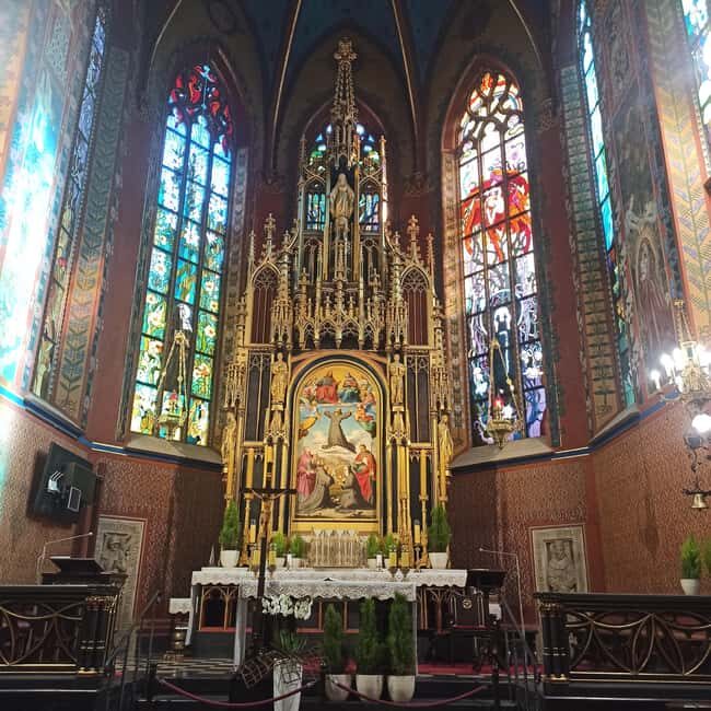 Krakow: Old Town Churches Walking Tour - Exploring Kraków’s Old Town Churches