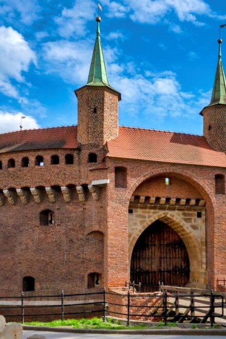 Krakow: Old Town City Tour in a Golf Cart - Meeting Point and Directions
