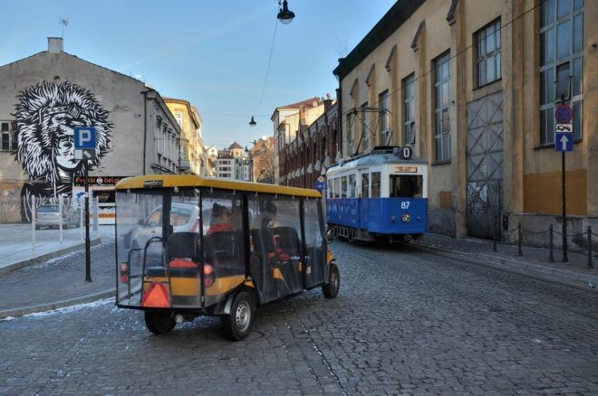 Krakow: Old Town, Kazimierz & Ghetto by Electric Golf Cart - UNESCO World Heritage Discoveries
