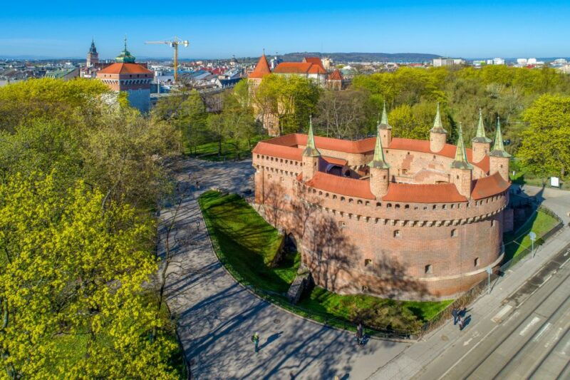Krakow: Old Town Walking Tour - Discovering Krakow’s Old Town in Depth