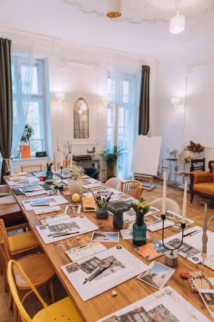 Kraków: Paint Watercolor Postcard with a Local Artist - Value for Money