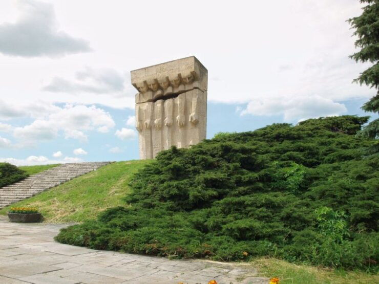 Krakow: Plaszow Concentration Camp Walking Tour - Historical Context
