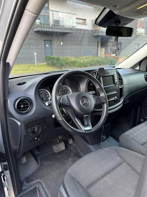 Krakow: Premium-Class Airport Private Transfer - Key Points