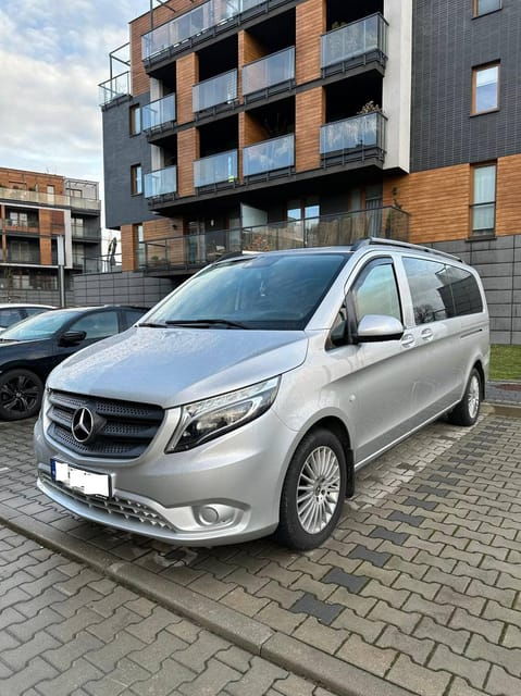 Krakow: Premium-Class Airport Private Transfer - Booking and Payment