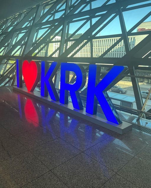 Krakow: Private 1-Way Transfer To/From Krakow Airport (Krk) - Booking Information