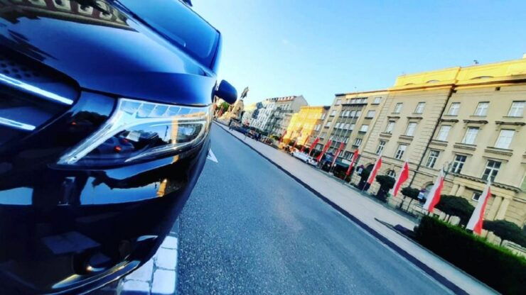 Krakow: Private 1-Way Transfer to Prague Airport - Free Cancellation Policy